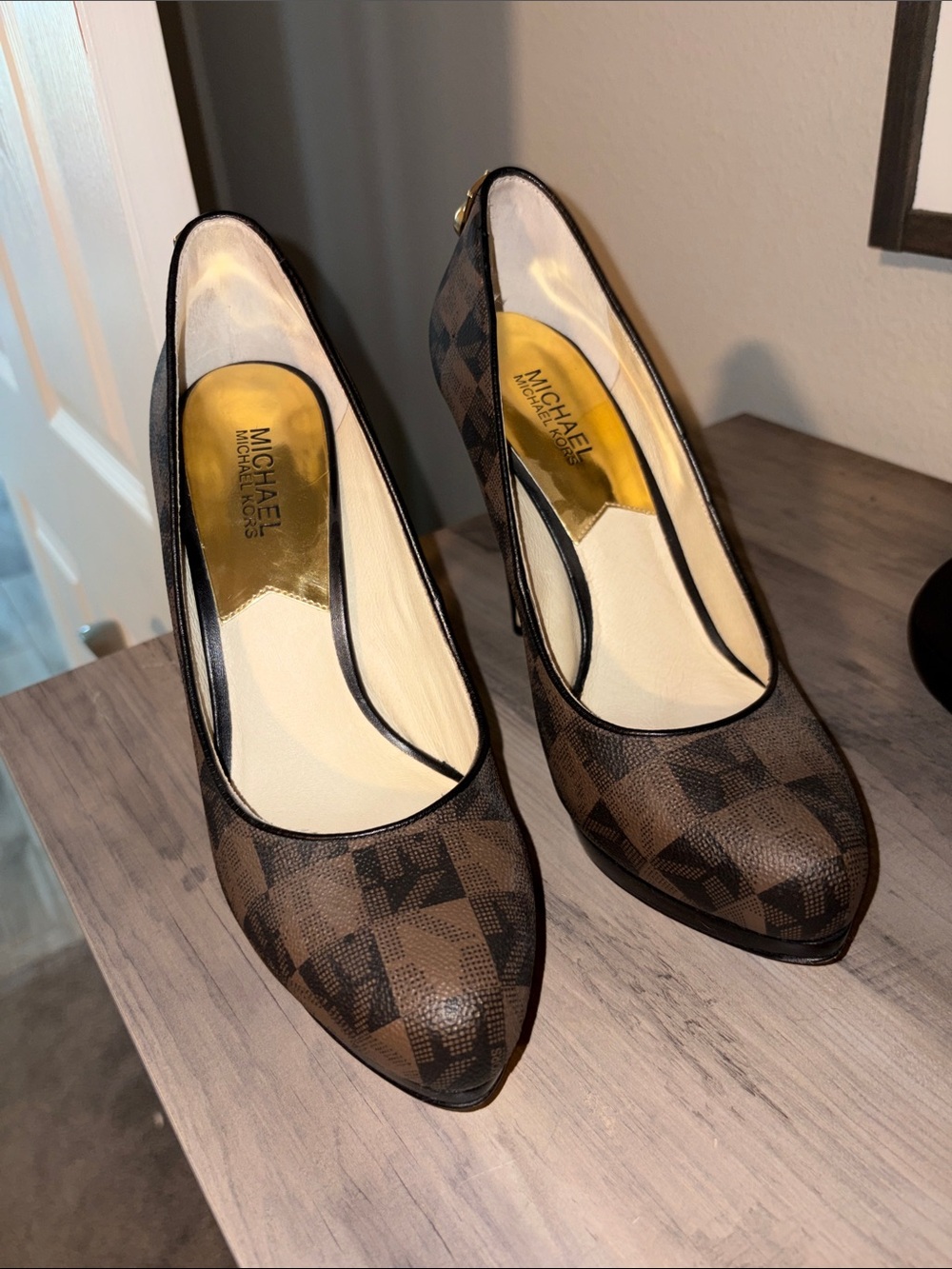 Michael Kors Brown Logo Pattern Pointed Toe Heels